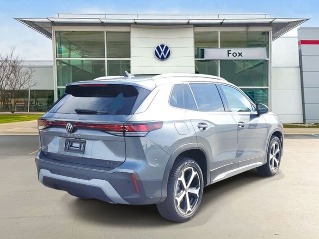 New 2026 Volkswagen Tiguan SE SUV