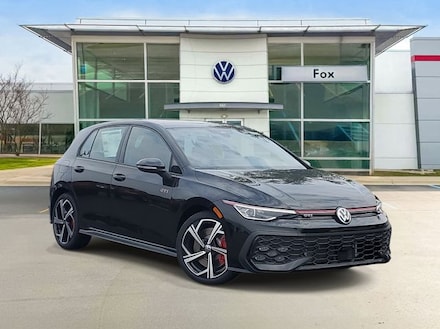 2025 Volkswagen Golf GTI 2.0T SE Hatchback