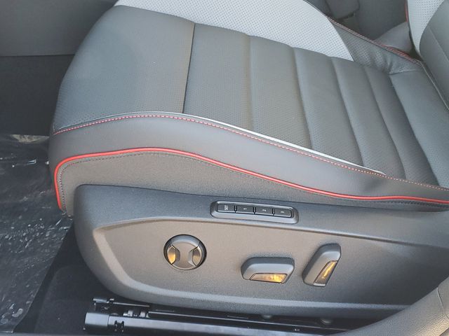 2026 Volkswagen Golf GTI SE - Photo 12