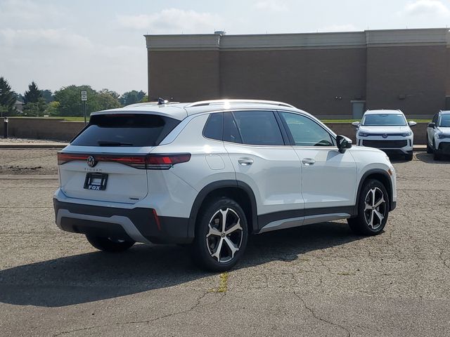 2025 Volkswagen Tiguan SE photo 3