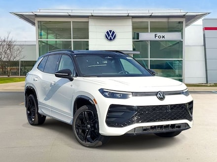 2026 Volkswagen Tiguan SE R-Line Black SUV