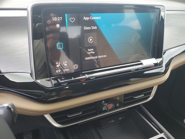 2026 Volkswagen Atlas Cross Sport SE w/Tech - Photo 21