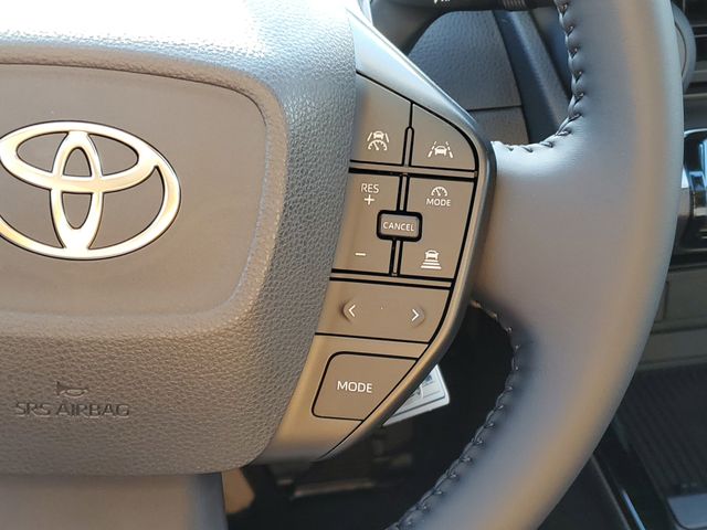 2026 Toyota Prius LE - Photo 14