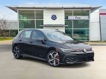 2025 Volkswagen Golf GTI 2.0T SE Hatchback