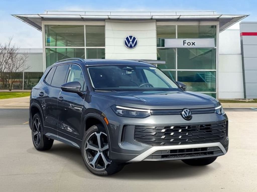 New 2026 Volkswagen Tiguan SE SUV