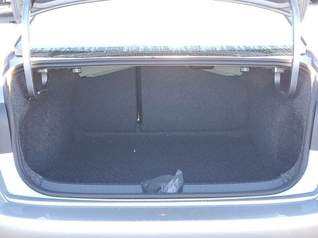 2026 Volkswagen Jetta Sport - Photo 7