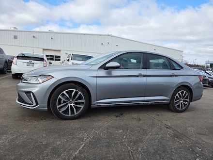 2025 Volkswagen Jetta 1.5T SE Sedan