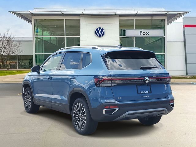 2025 Volkswagen Taos SE photo 3