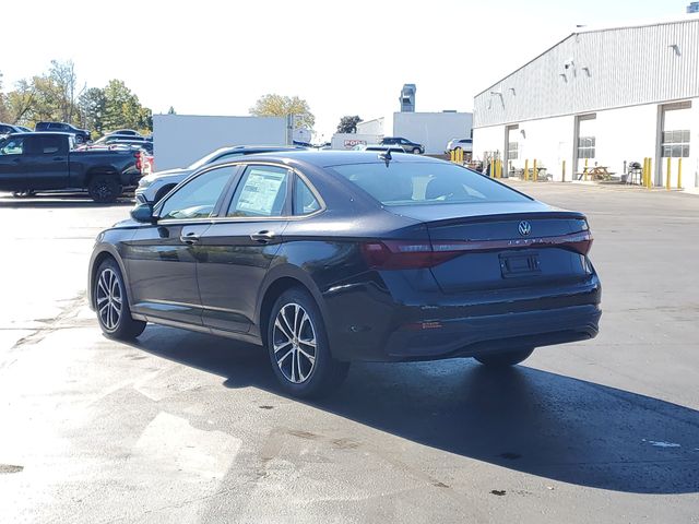 2025 Volkswagen Jetta 1.5T Sport photo 3