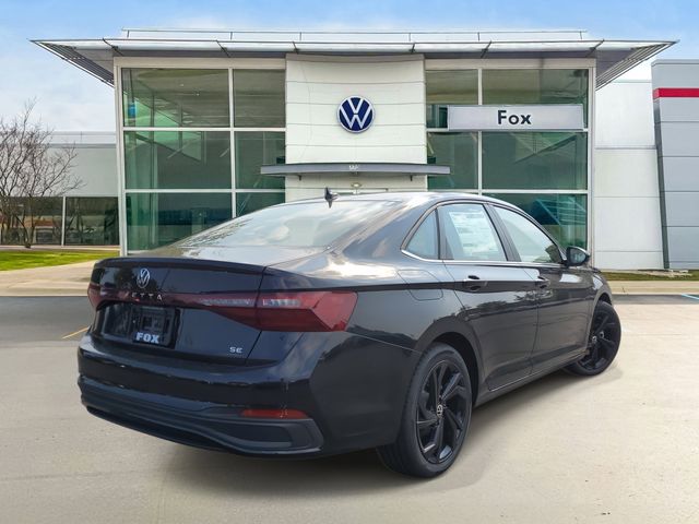 2025 Volkswagen Jetta 1.5T SE photo 3