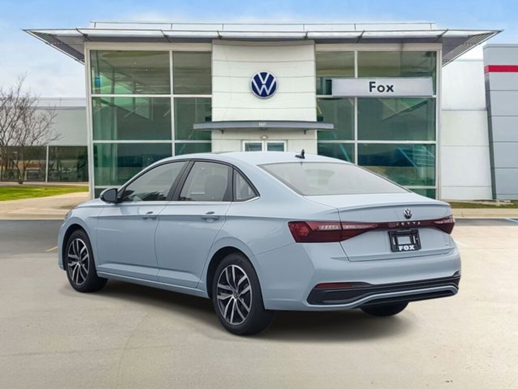 New 2025 Volkswagen Jetta 1.5T SE Sedan