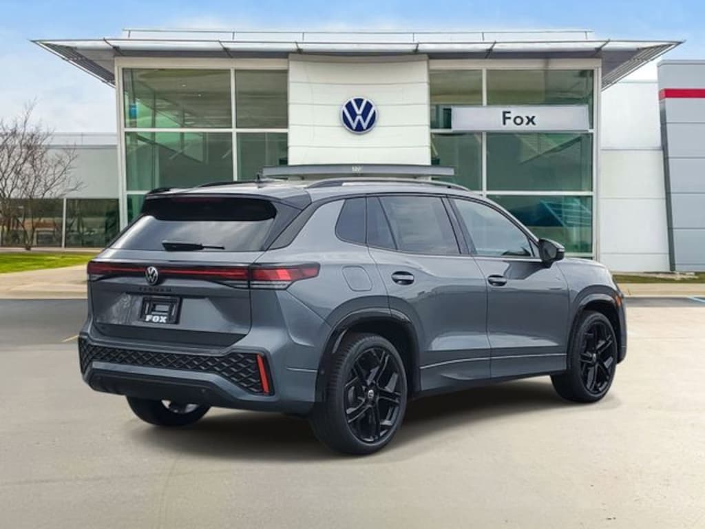 New 2026 Volkswagen Tiguan 2.0T SE R-Line Black SUV