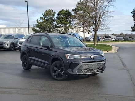 2026 Volkswagen Taos 1.5T SE Black SUV