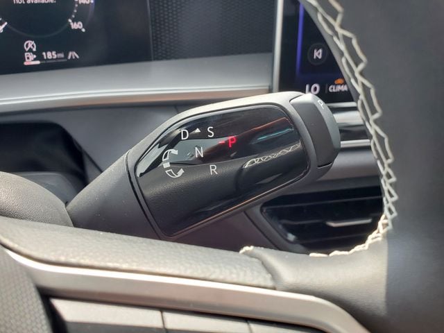 2026 Volkswagen Tiguan SE - Photo 10