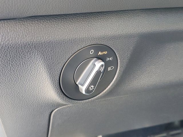 2026 Volkswagen Jetta Sport - Photo 12