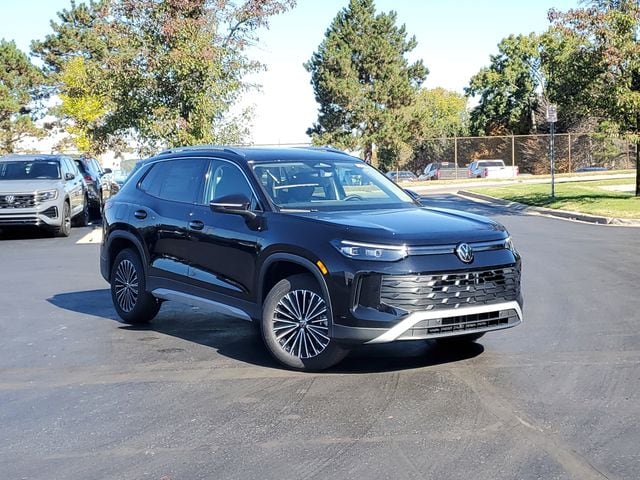 2025 Volkswagen Tiguan S's photo