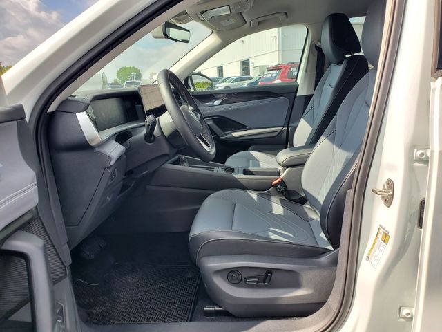 2026 Volkswagen Tiguan SE - Photo 23