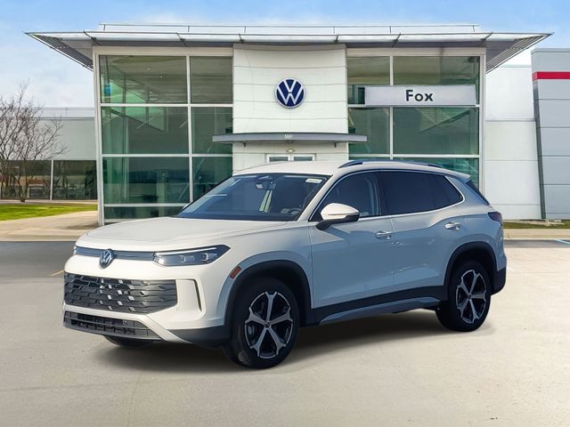 2025 Volkswagen Tiguan SE photo 2