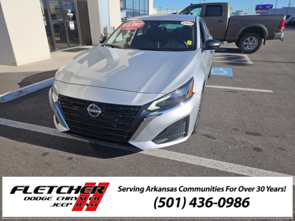 Used 2024 Nissan Altima 2.5 SV Sedan