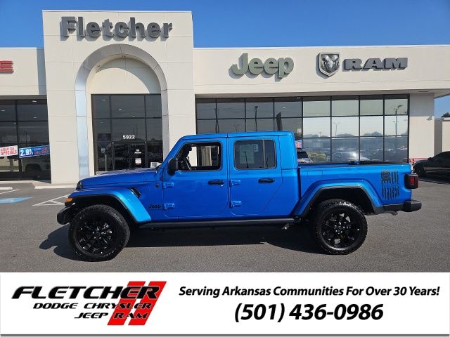 2025 Jeep Gladiator Nighthawk Auto's photo