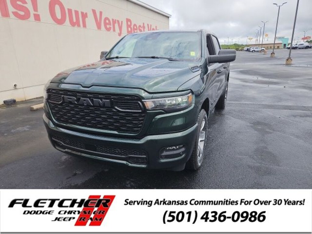 New 2026 Ram 1500 EXPRESS CREW CAB 4X2 5'7 BOX Pickup