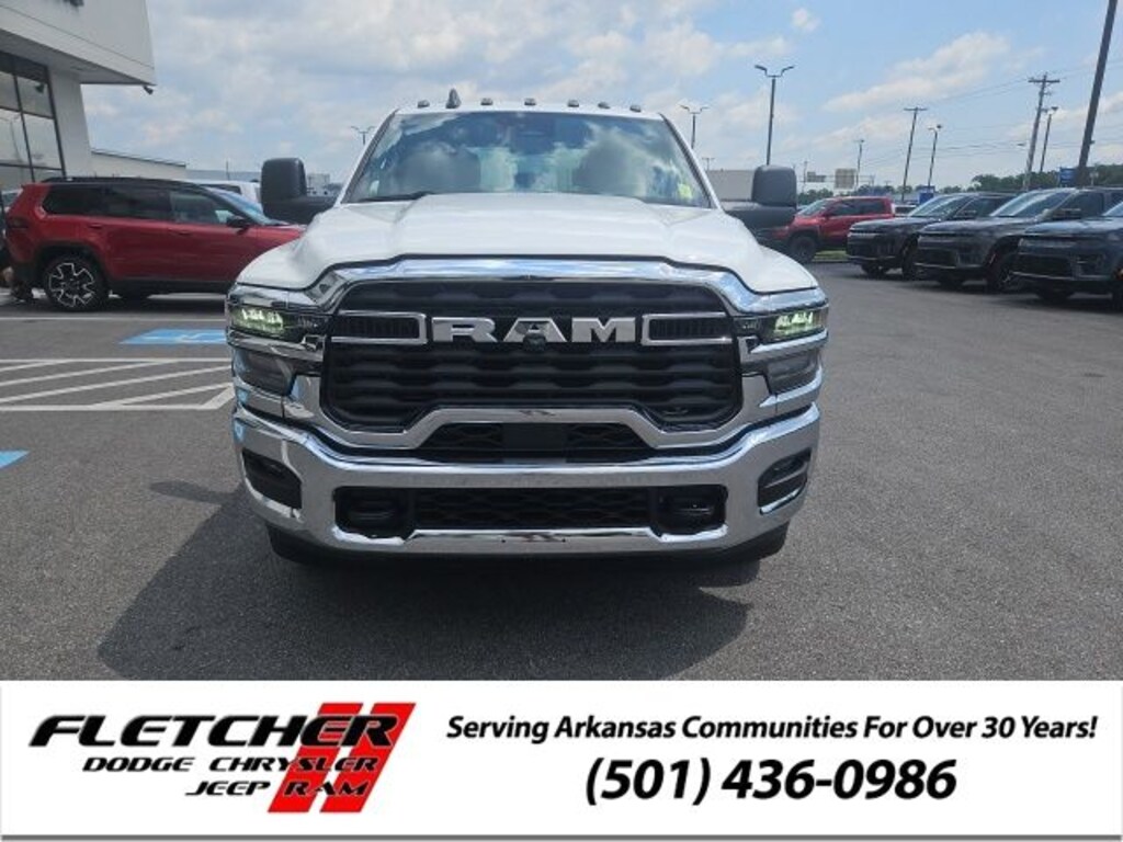 New 2026 Ram 3500 TRADESMAN CREW CAB 4X2 8' BOX Pickup