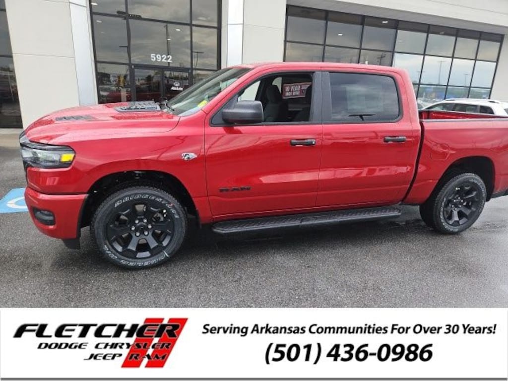 New 2026 Ram 1500 EXPRESS CREW CAB 4X4 5'7 BOX Pickup