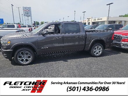 2026 Ram 1500 BIG HORN CREW CAB 4X4 5'7 BOX Pickup 1C6SRFFP3TN260705