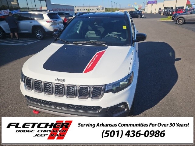 2026 Jeep Compass Trailhawk Sport photo 3