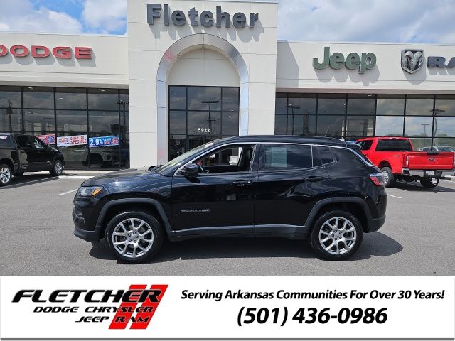 2022 Jeep Compass Latitude Lux