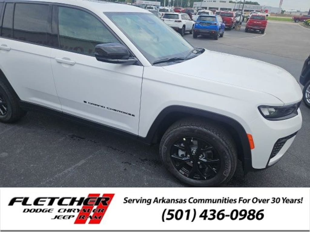 New 2026 Jeep Grand Cherokee LAREDO ALTITUDE 4X4 Sport Utility