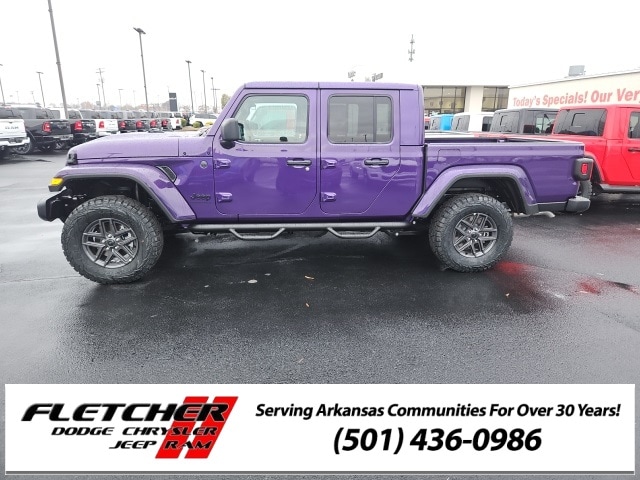 2026 Jeep Gladiator Sport S's photo