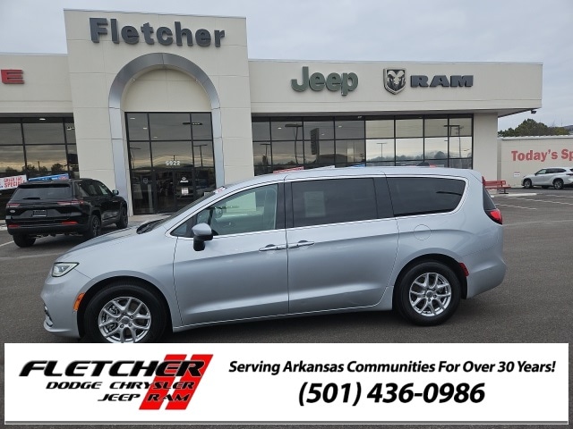 2023 Chrysler Pacifica Touring L