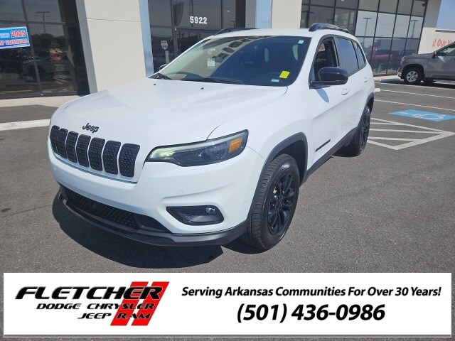 2023 Jeep Cherokee Altitude photo 2