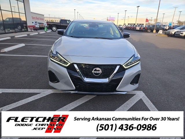 2023 Nissan Maxima SV photo 4