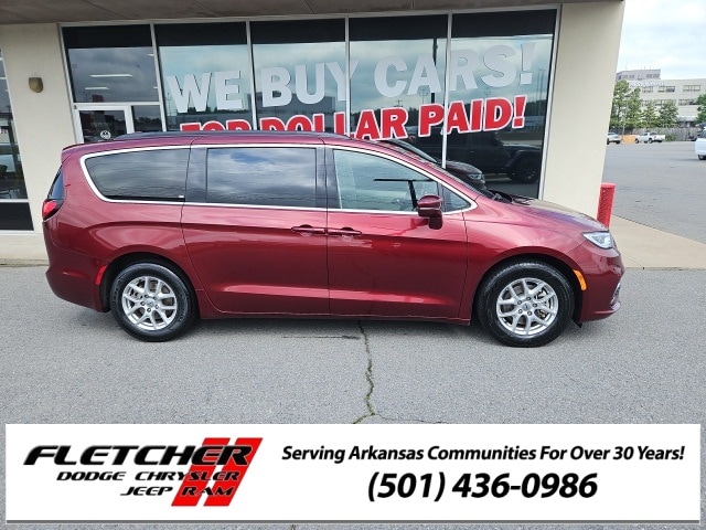 Used 2022 Chrysler Pacifica Touring L with VIN 2C4RC1BG8NR179593 for sale in Sherwood, AR