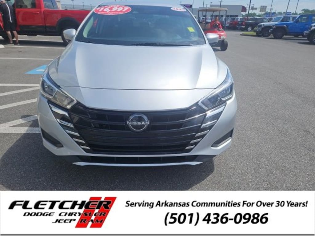Used 2023 Nissan Versa 1.6 SV Sedan