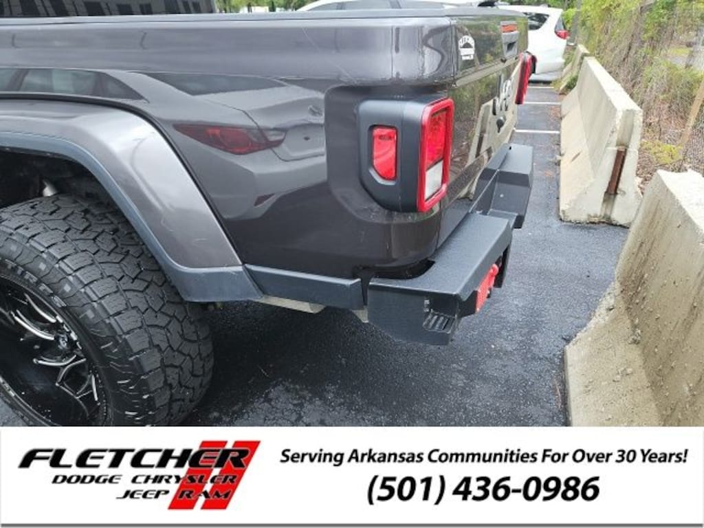 Used 2021 Jeep Gladiator Overland Truck