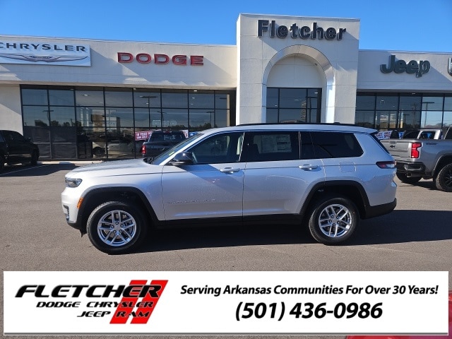 2025 Jeep Grand Cherokee L Laredo's photo