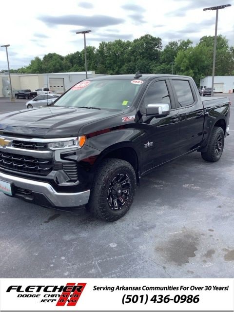 Used 2023 Chevrolet Silverado 1500 LT with VIN 2GCUDDED0P1126852 for sale in Little Rock