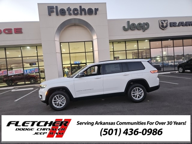 2025 Jeep Grand Cherokee L Laredo's photo