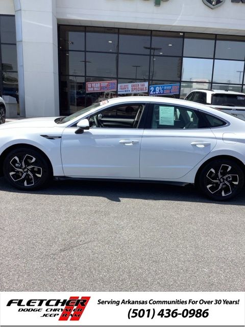 2025 Hyundai Sonata SEL's photo