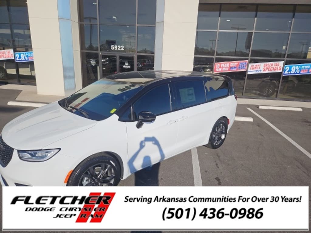 New 2026 Chrysler Pacifica SELECT Passenger Van