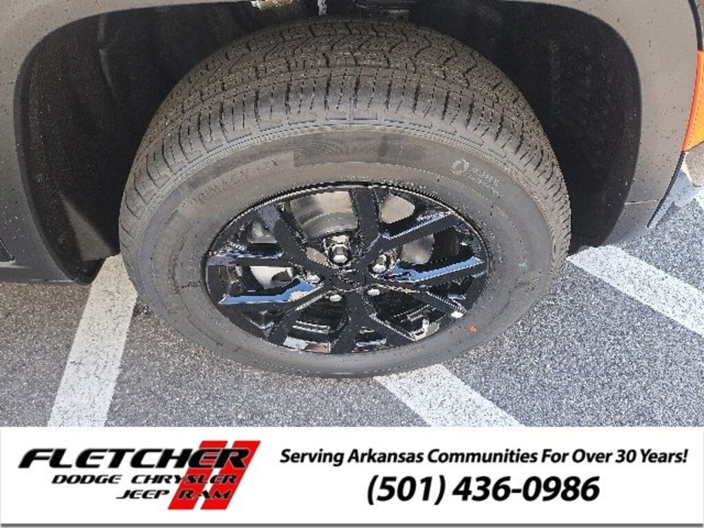 New 2026 Jeep Grand Cherokee LAREDO ALTITUDE 4X2 Sport Utility