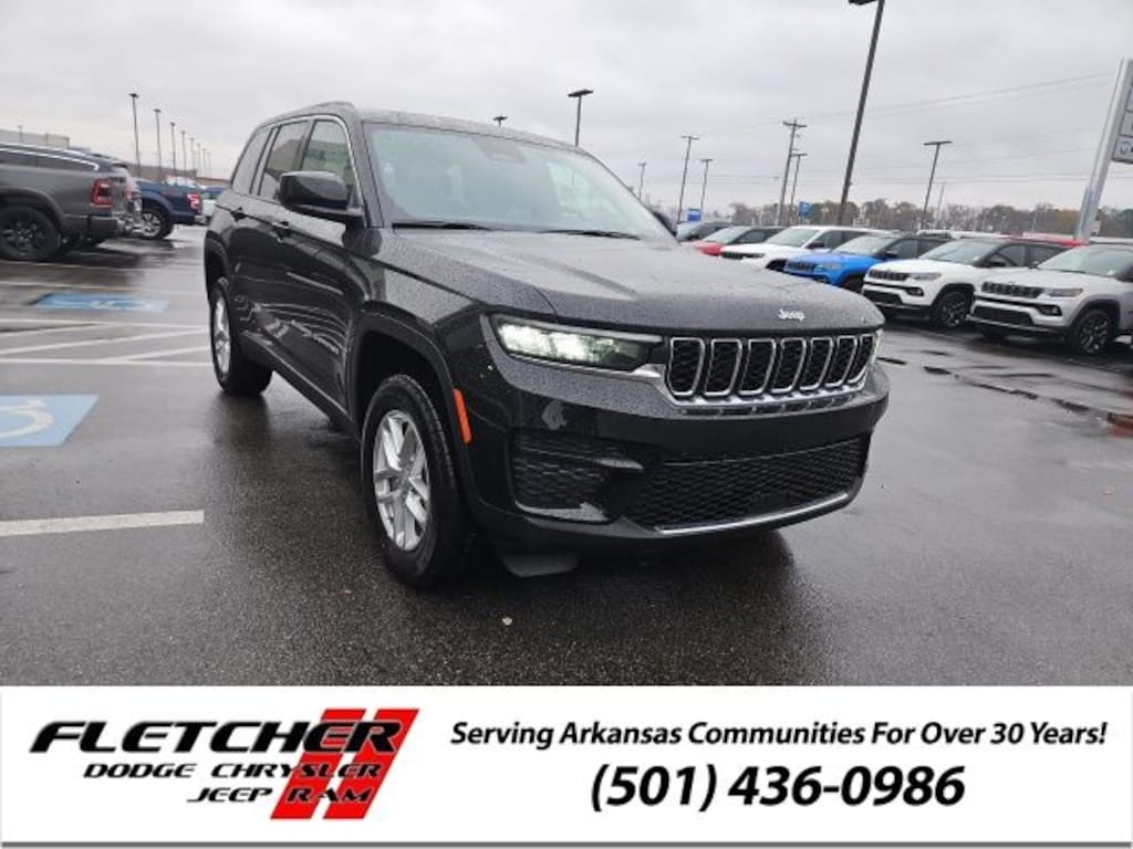 New 2025 Jeep Grand Cherokee LAREDO X 4X2 Sport Utility