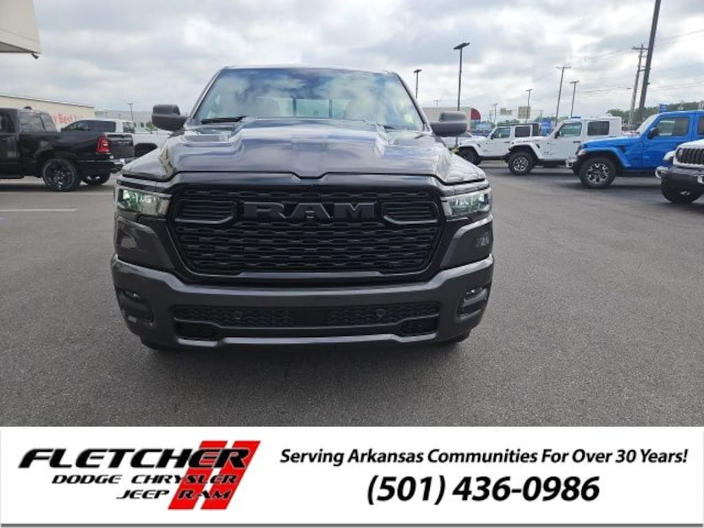 New 2026 Ram 1500 EXPRESS CREW CAB 4X4 5'7 BOX Pickup