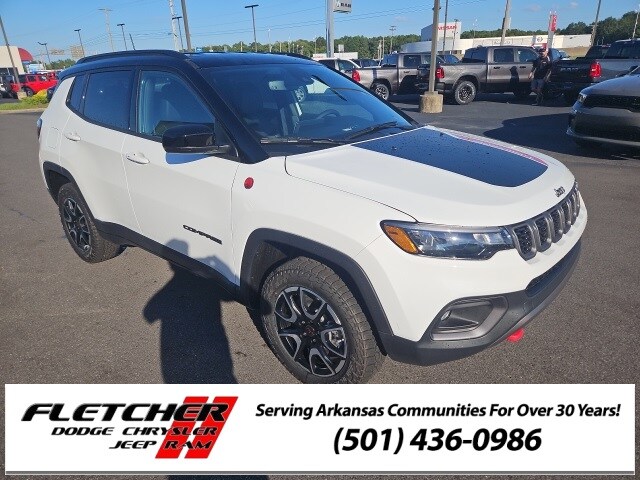 2026 Jeep Compass Trailhawk Sport photo 4