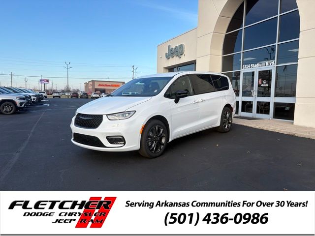 2026 Chrysler Pacifica