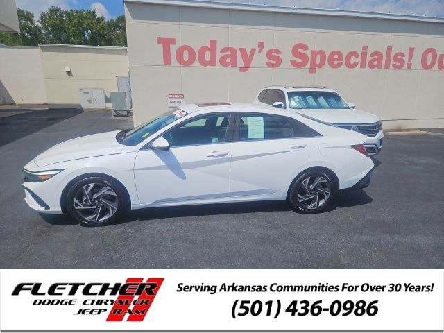  Hyundai Elantra