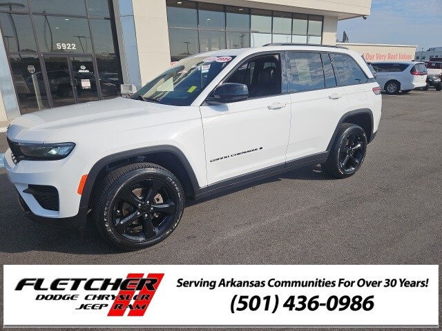 2024 Jeep Grand Cherokee Altitude X photo 2